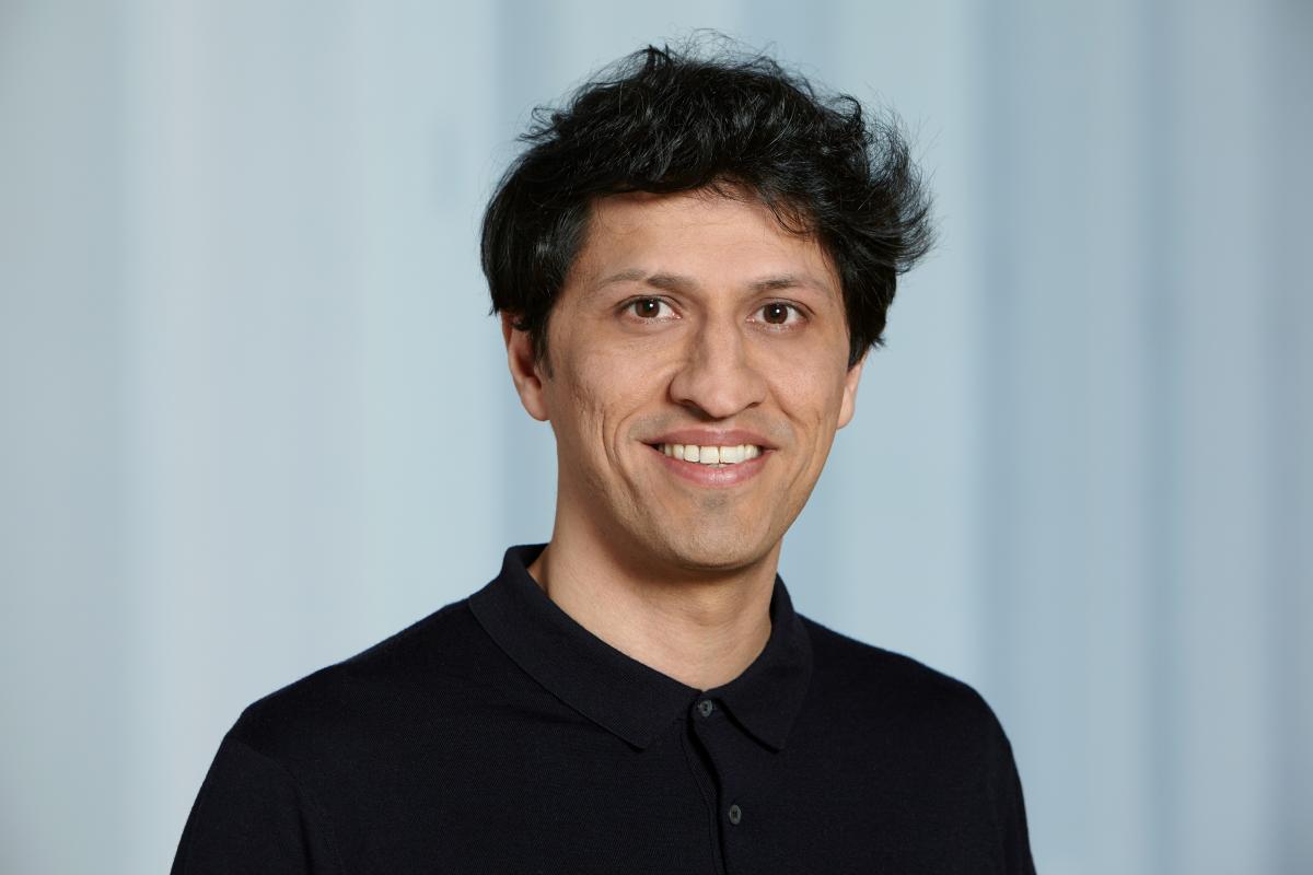 Dr. Samad Sarferaz